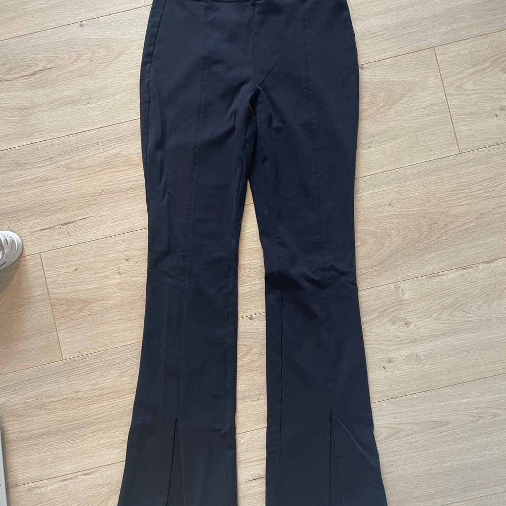 ALO Airbrush 7/8 High Waist Flutter leggings